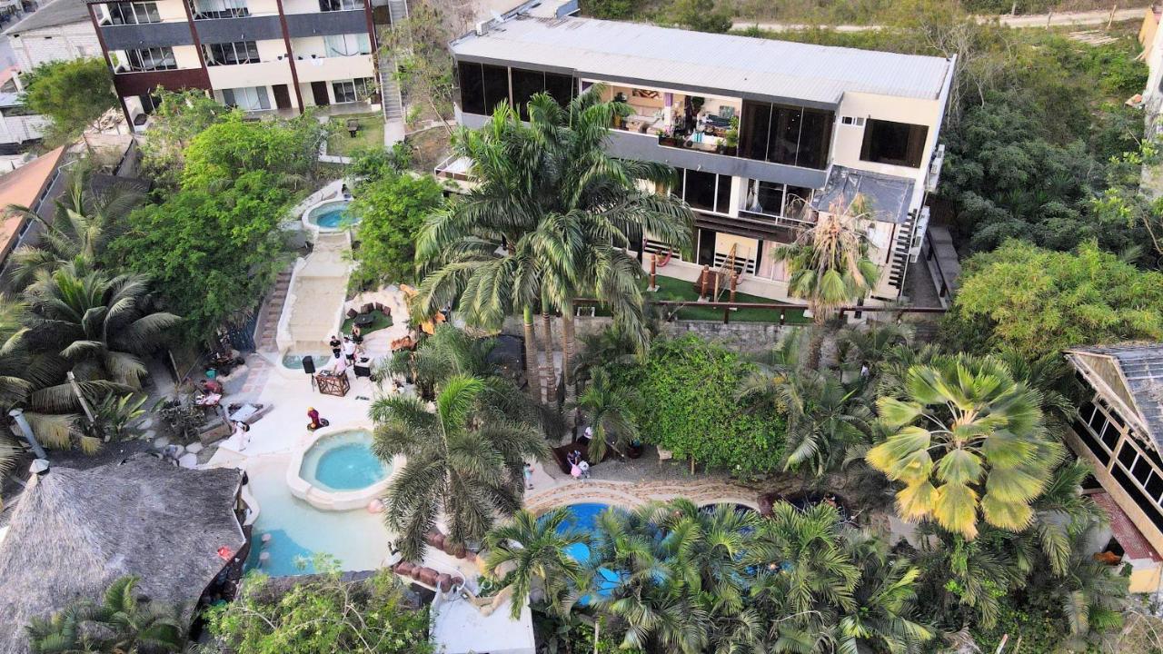 Me Hotel & Villas - Montanita Estates Exteriör bild