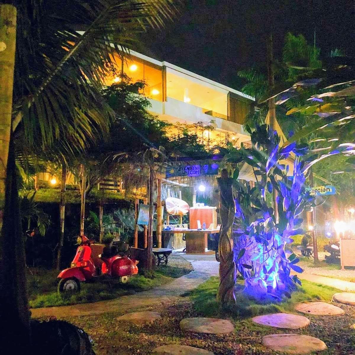 Me Hotel & Villas - Montanita Estates Rum bild