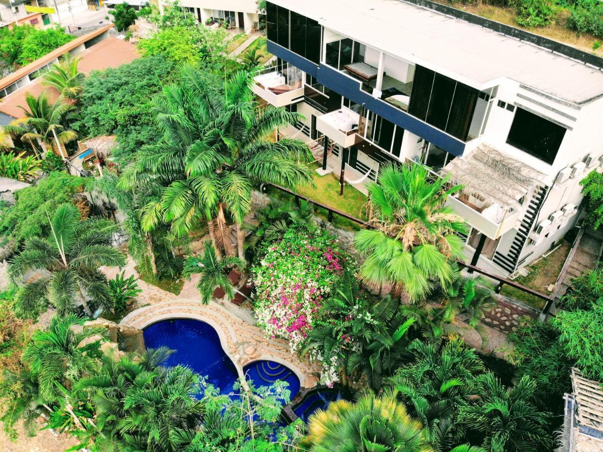 Me Hotel & Villas - Montanita Estates Exteriör bild